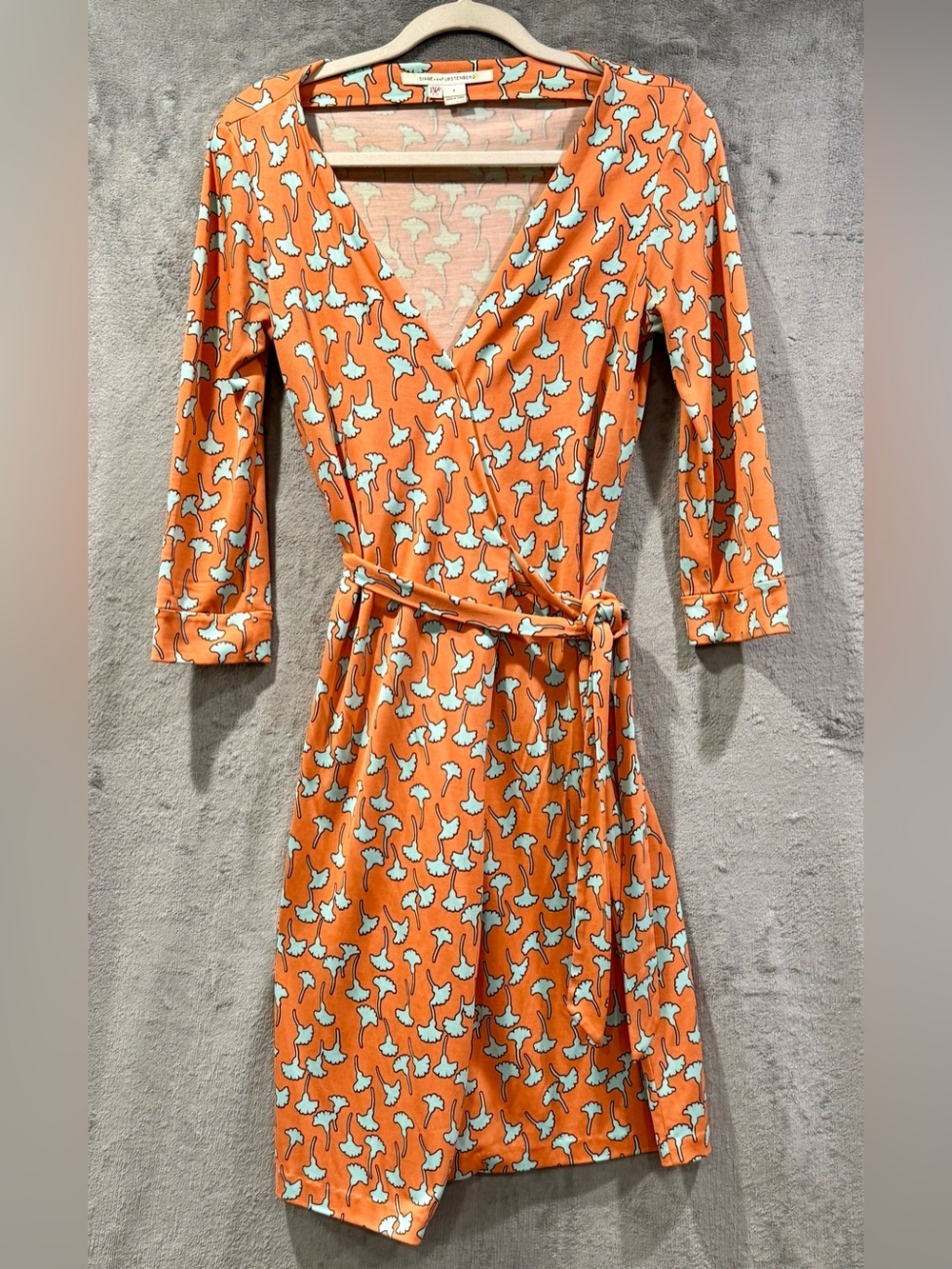 Diane Von Furstenberg DVF 1974 New Julian Two Orange Leaf Silk Wrap Dress Size 4